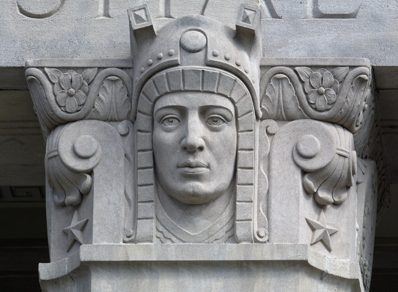 Title: Art Deco Column Capital details, Mississippi War Memorial Building, Jackson, Mississippi
Physical description: 1 photograph : digital, TIFF file, color.

Notes: Title, date, and subjects provid